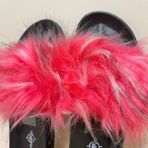 Ladies : Pink Faux Fur Sandal Slides | Size 8 | NWT - Picture 4 of 6